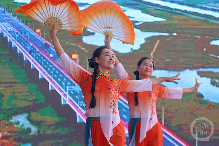 img, 多彩活动庆, com