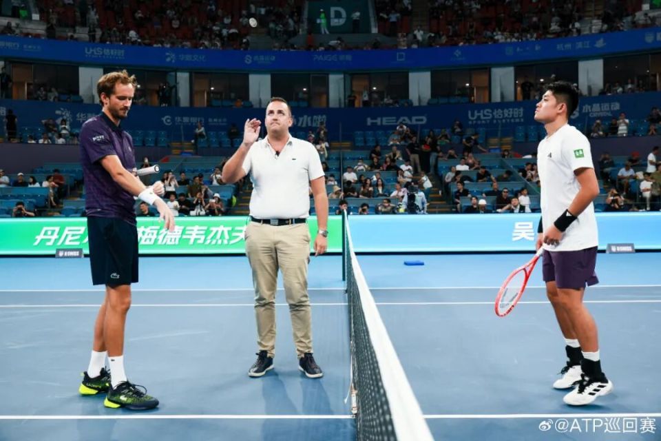 好像连续输, 发球局, 第二盘 好像连续输, 发球局, 第二盘